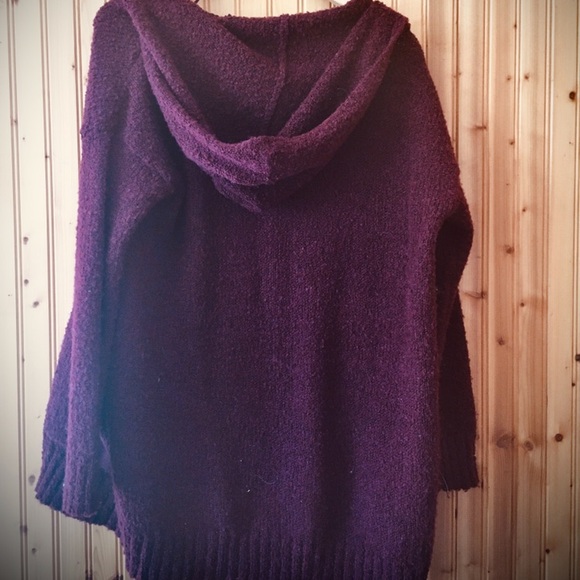 Cardigan - Picture 2 of 2